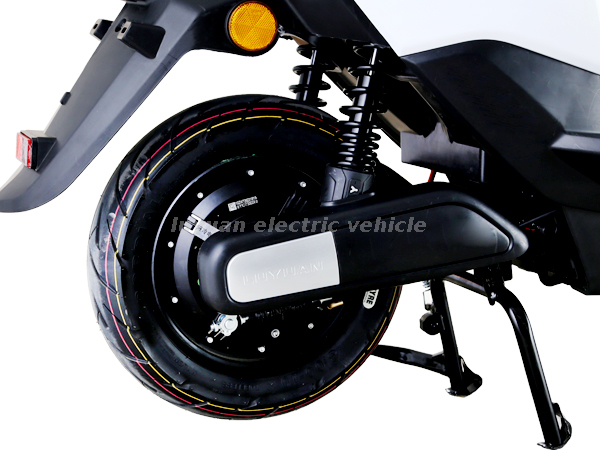 Sepeda Motor Listrik MKK-10